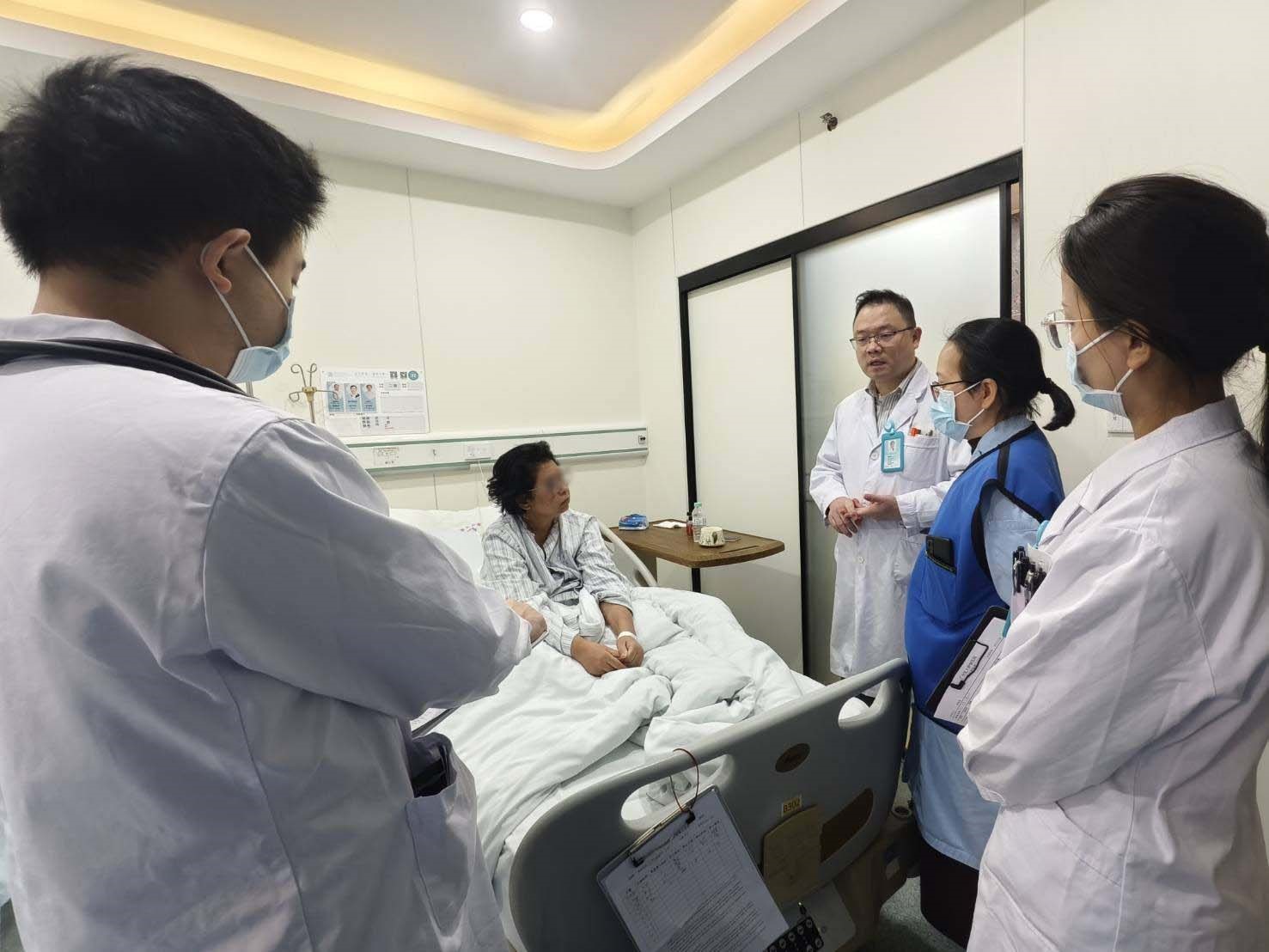 ny11_232118.jpg 3.jpg